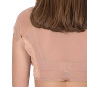 Studio fotografie van ConfidenceForAll DryDress Lange pad Anti-zweet Top in Beige achter aanzicht model bruin haar en witte achtergrond